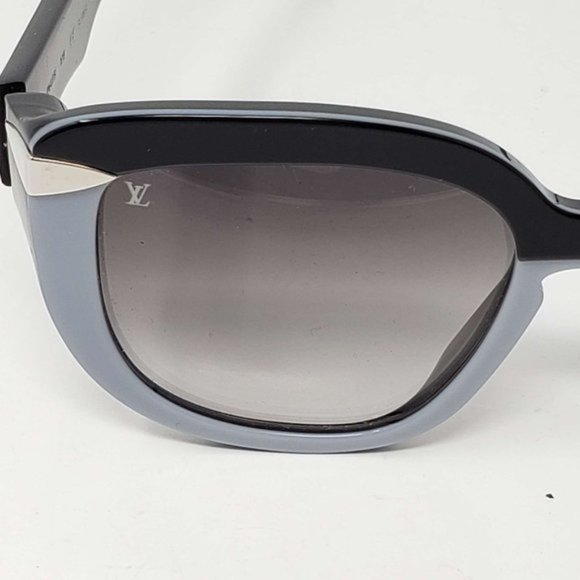 100% Authentic Louis Vuitton Sunglasses - Picture 10 of 13